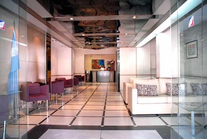 Imagen de los interiores del Hotel Francia. Foto 16