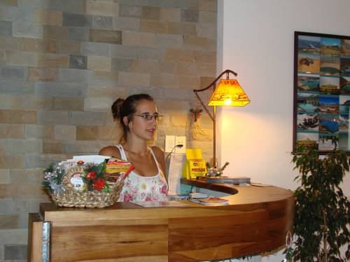 Imagen general del Hotel Francia, SAN RAFAEL. Foto 4