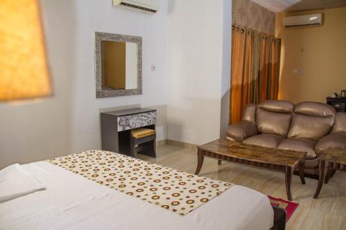 Imagen general del Hotel Francinesplace. Foto 3