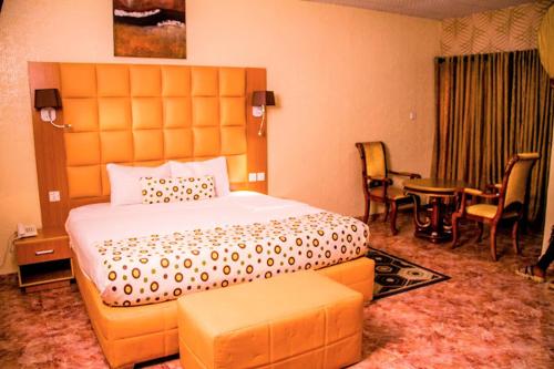 Imagen de la habitación del Hotel Francinesplace. Foto 17