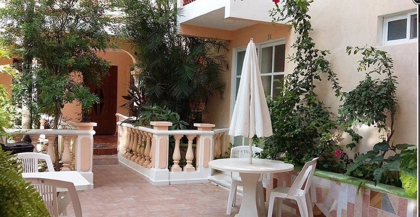 Imagen de los interiores del Hotel Francis Arlene - Adults Only. Foto 17