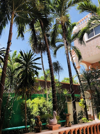 Imagen de los exteriores del Hotel Francis Arlene - Adults Only. Foto 13