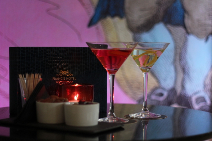 Imagen del bar/restaurante del Hotel Francis Bath. Foto 8