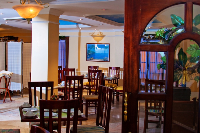 Imagen del bar/restaurante del Hotel Francis Drake. Foto 2