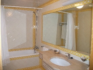 Imagen de la habitación del Hotel Francis. Foto 12