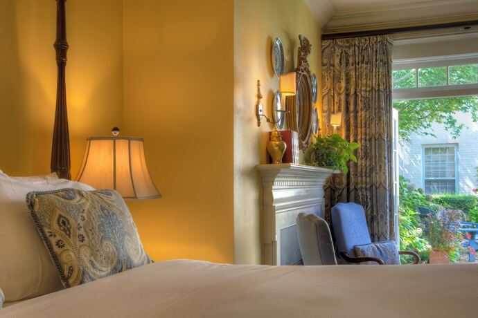 Imagen de la habitación del Hotel Francis Malbone House Inn. Foto 13