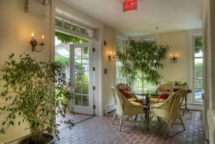 Imagen general del Hotel Francis Malbone House Inn. Foto 6