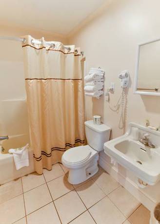 Imagen de la habitación del Hotel Francis Scott Key Family Resort. Foto 3