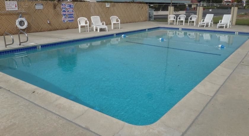 Imagen de la piscina del Hotel Franciscan Inn. Foto 11