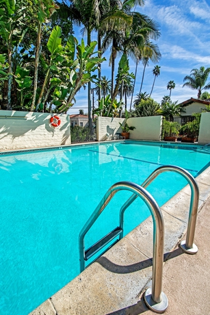 Imagen de la piscina del Hotel Franciscan Inn and Suites. Foto 19