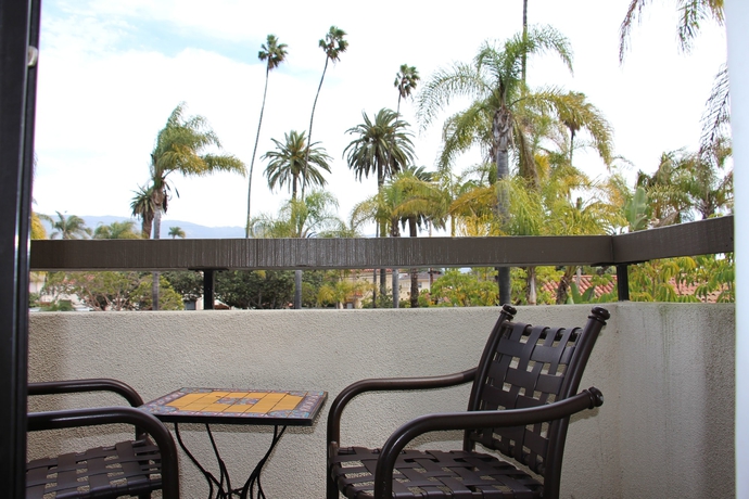 Imagen de la habitación del Hotel Franciscan Inn and Suites. Foto 16