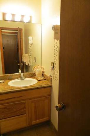 Imagen de la habitación del Hotel Franciscan Lakeside Lodge. Foto 6