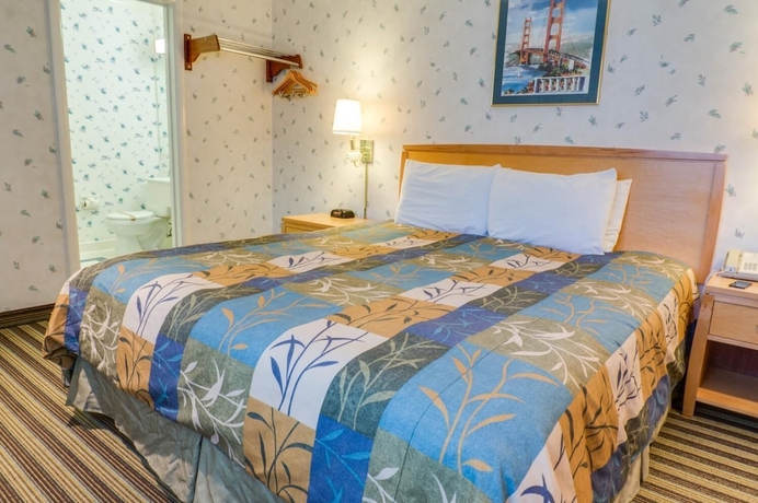 Imagen de la habitación del Hotel Francisco Bay Inn. Foto 17