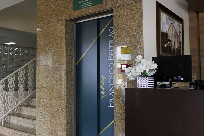 Imagen de los interiores del Hotel Francisco Beltrão Palace. Foto 16