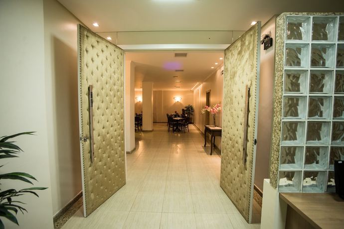 Imagen de los interiores del Hotel Francisco Beltrão Palace. Foto 18