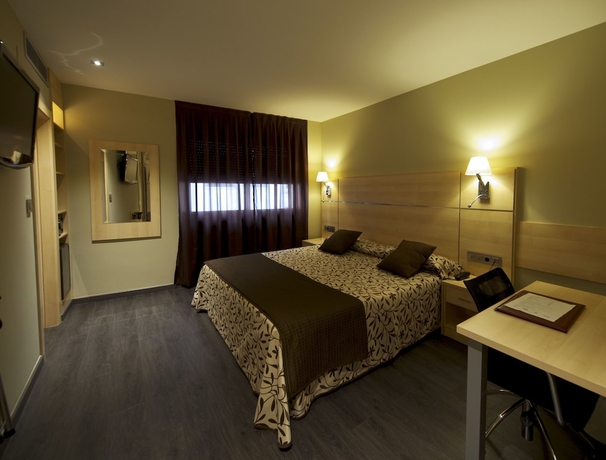 Imagen de la habitación del Hotel Francisco Ii, Ourense. Foto 10