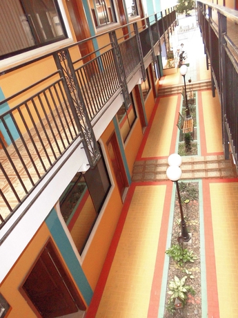 Imagen de los interiores del Hotel Francisco Iii. Foto 3