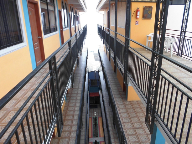 Imagen de los interiores del Hotel Francisco Iii. Foto 4