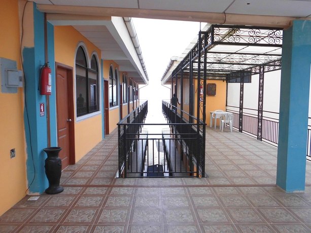 Imagen de los interiores del Hotel Francisco Iii. Foto 7
