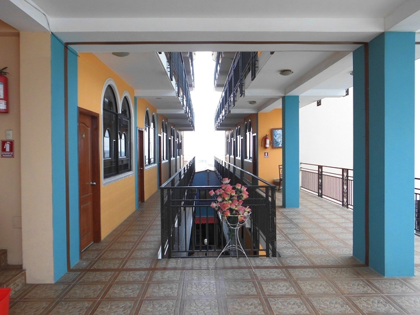 Imagen de los interiores del Hotel Francisco Iii. Foto 8