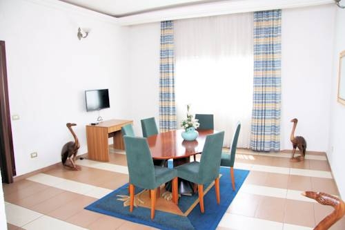 Imagen de la habitación del Hotel Franco. Foto 8