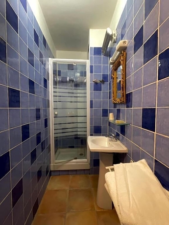 Imagen de la habitación del Hotel Francois 1er, MANOSQUE. Foto 10