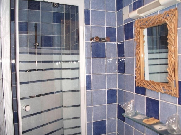 Imagen de la habitación del Hotel Francois 1er, MANOSQUE. Foto 12