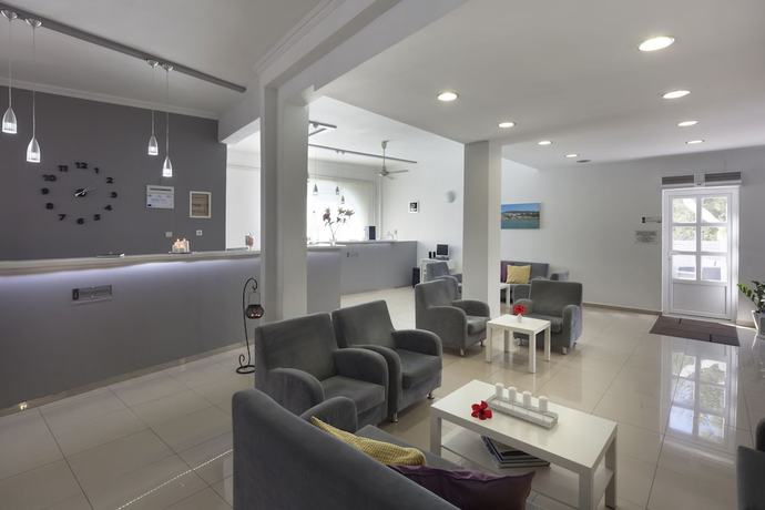 Imagen de los interiores del Hotel Francoise. Foto 13