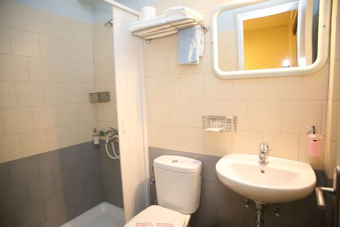 Imagen de la habitación del Hotel Francoise. Foto 4
