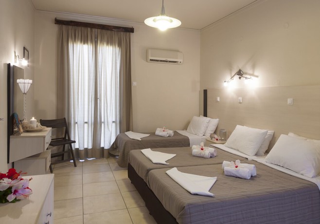 Imagen de la habitación del Hotel Francoise. Foto 5