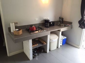 Imagen de la habitación del Hotel Frangipani Apartments. Foto 5