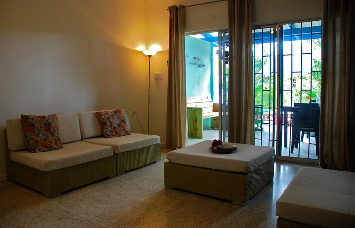 Imagen de la habitación del Hotel Frangipani Apartments. Foto 7