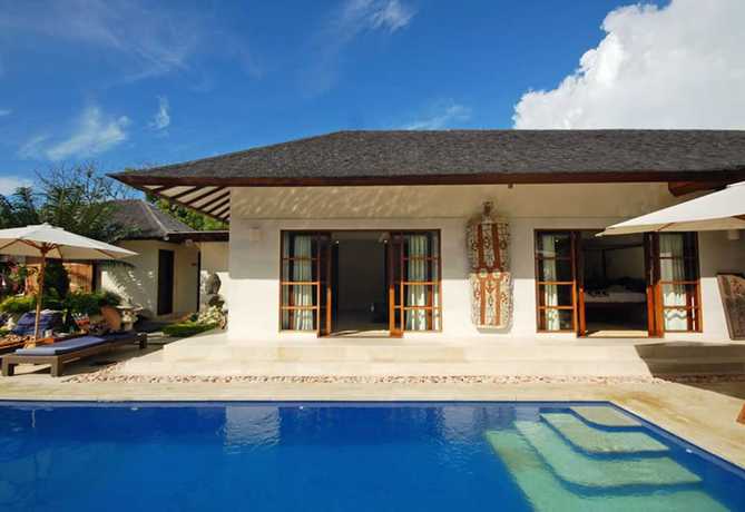 Imagen de la piscina del Hotel Frangipani Beach. Foto 20