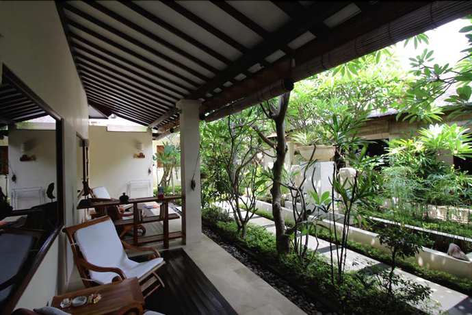 Imagen de la habitación del Hotel Frangipani Beach. Foto 7