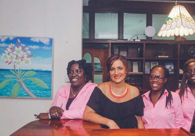 Imagen de los interiores del Hotel Frangipani. Foto 20