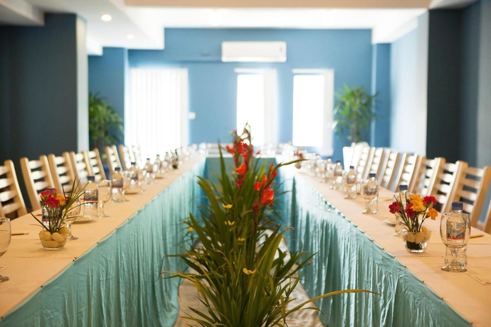 Imagen de los interiores del Hotel Frangipani Living Arts Hotel & Spa. Foto 11