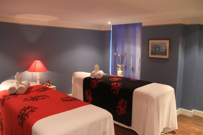 Imagen de los interiores del Hotel Frangipani Royal Palace. Foto 14