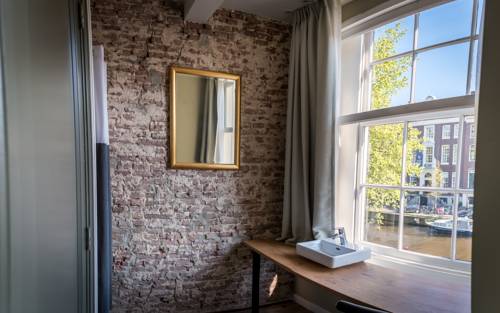 Imagen de la habitación del Hotel Frank Since 1666. Foto 4