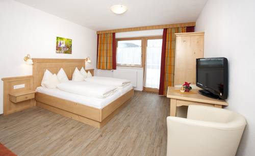 Imagen de la habitación del Hotel Frankenhof. Foto 10