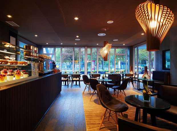 Imagen del bar/restaurante del Hotel Frankfurt Marriott. Foto 1