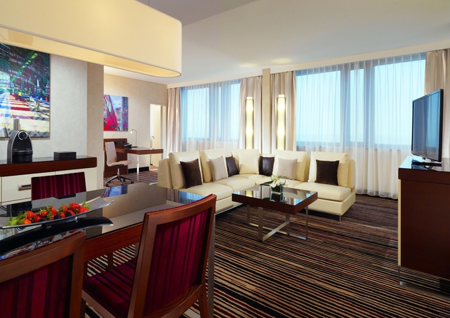 Imagen de la habitación del Hotel Frankfurt Marriott. Foto 4