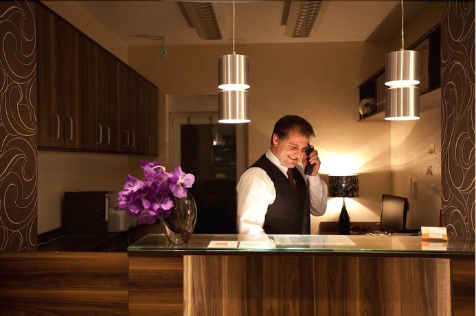 Imagen de los interiores del Hotel Frankfurt Messe. Foto 19