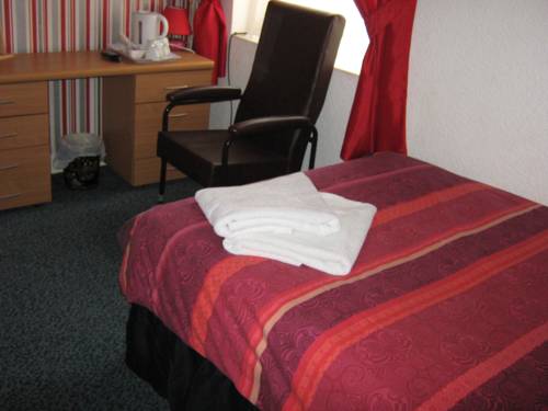 Imagen de la habitación del Hotel Franklin. Foto 6