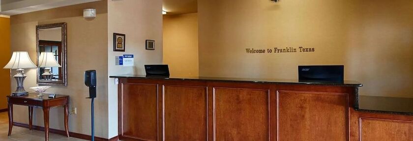 Imagen general del Hotel Franklin Inn and Suites. Foto 6