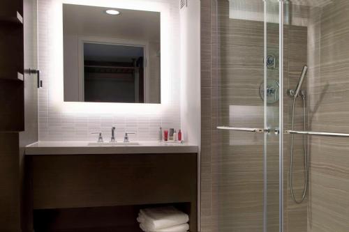 Imagen de la habitación del Hotel Franklin Marriott Cool Springs. Foto 19