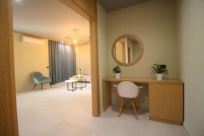 Imagen general del Hotel Franklin Rooms, Gjasht&euml;. Foto 3