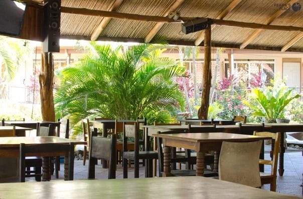 Imagen del bar/restaurante del Hotel Frank's Place. Foto 2