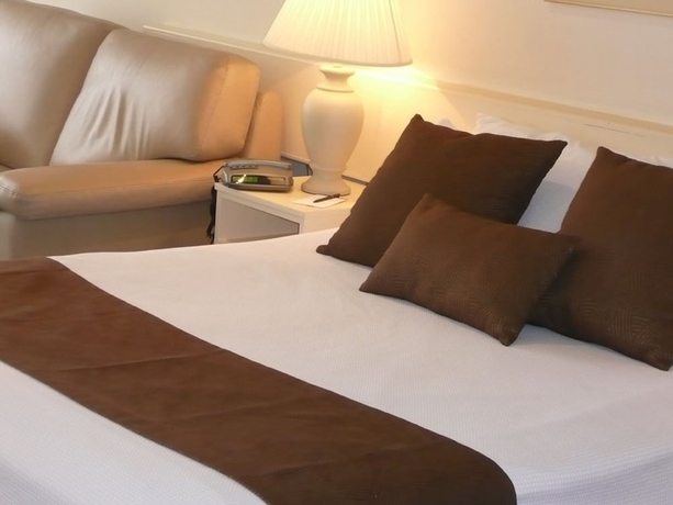 Imagen de la habitación del Hotel Frankston International. Foto 8