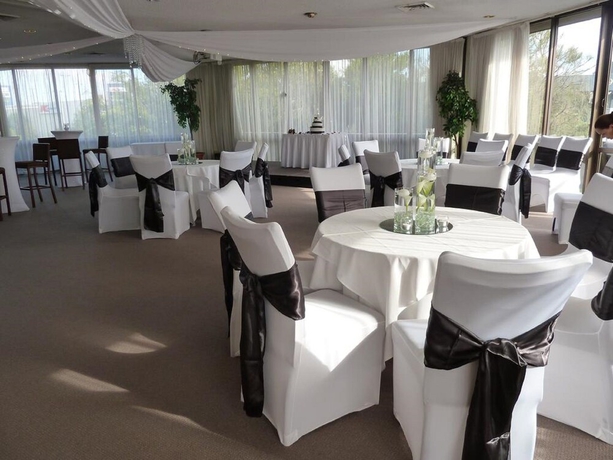 Imagen de los interiores del Hotel Frankston International. Foto 17