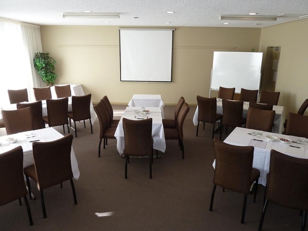 Imagen de los interiores del Hotel Frankston International. Foto 19